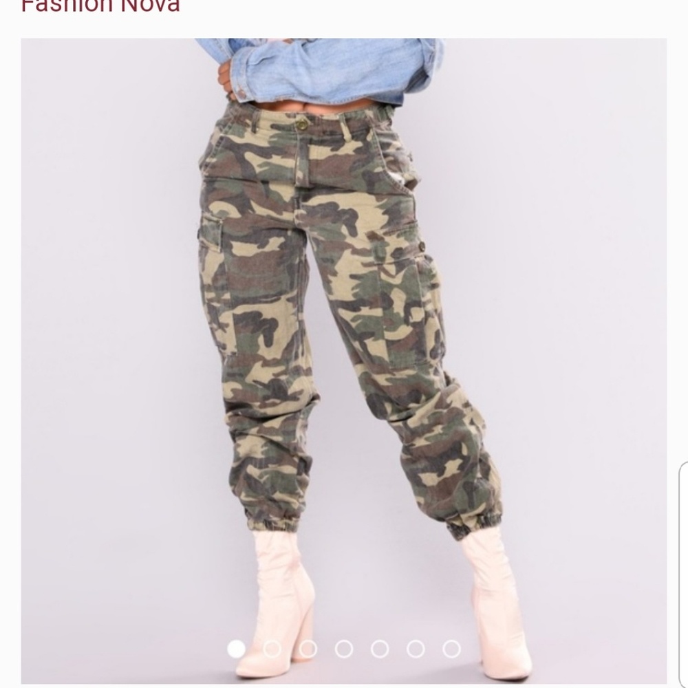 womens camo pants